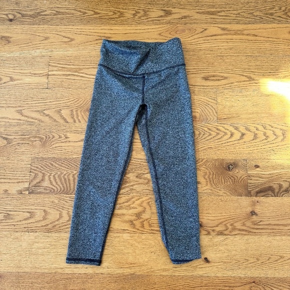 OLD NAVY High-Waisted PowerPress 7/8-Length Leggings (Size S) - Picture 2 of 5